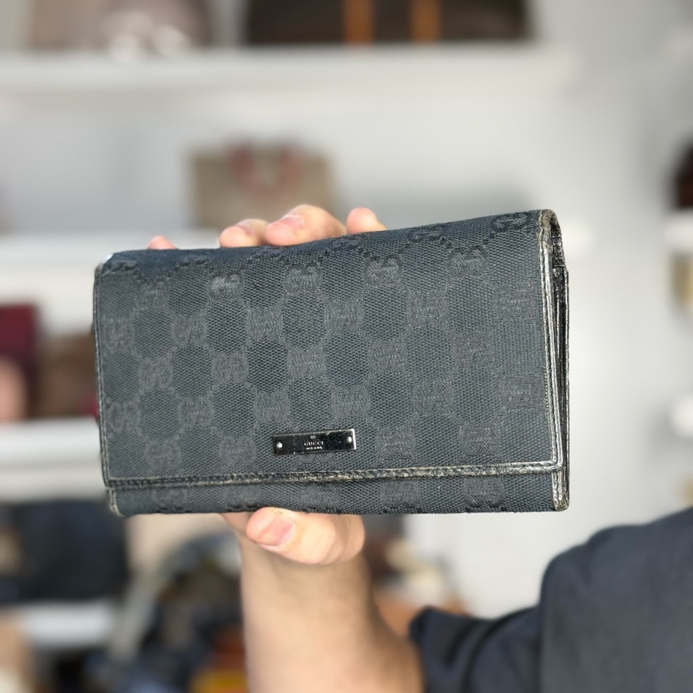 GUCCI TOM FORD KISSLOCK WALLET
